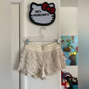 cream crochet / knitted shorts